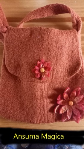 Umhängetasche Elfe Fee Tasche Blatt Blatttasche Filz Filztasche WOLLE gefilzt b - Bild 2 von 3