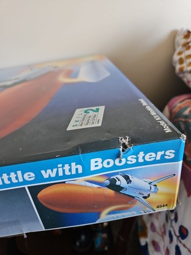 1988 Revell Discovery Space Shuttle with Boosters 1:144 Model Kit New Open Box - Picture 3 of 10