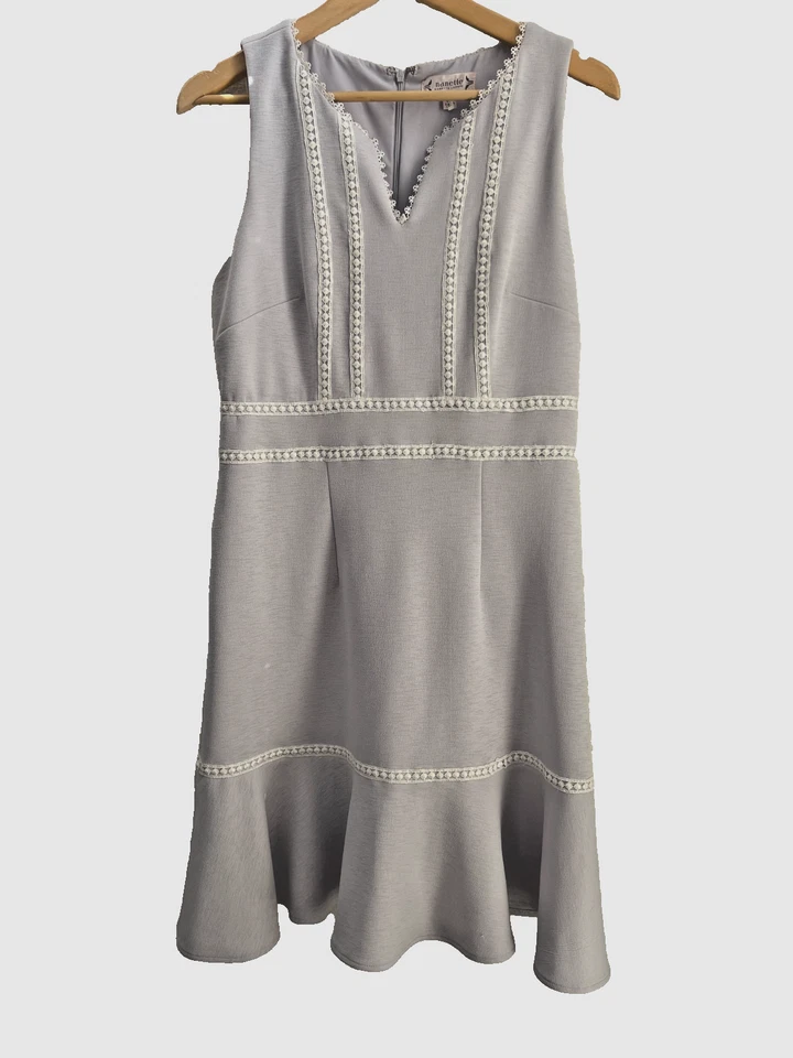 Vestido Nanette Lepore Talla 10 Lila Púrpura Crepé Línea A Crochet Borde Sin Mangas Foto 2 de 4