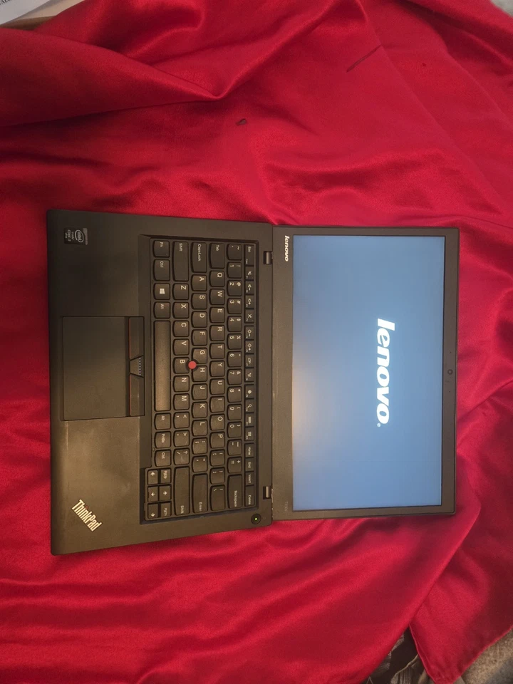 Portátil Lenovo ThinkPad T450s 14"" Core I7-5600U 2,6 GHz 12 GB RAM, 128 GB SSD, W11 Foto 2 de 4