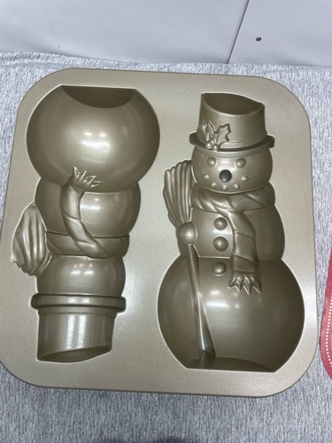 Williams Sonoma Nordic Ware Kuchenform Schneemann mit Rezepten - Bild 3 von 6