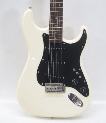 FERNANDES ST-70J (no251126)