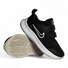 Nike Star Runner 3 Kids Trainers Black Size 9.5 Boys Girls Running Shoes Sneaker