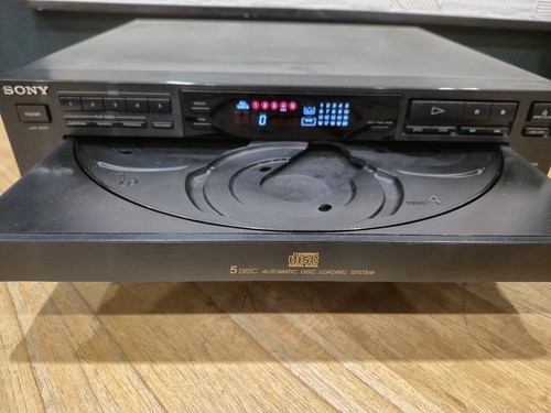 SONY CDP-C315 Compact Disc Player Tested For Power Only- No Remote - Bild 6 von 9