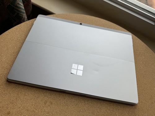 Microsoft Surface Pro 8 13 Zoll (256GB SSD, Intel Core i5-1145G7, 2,60GHz,... - Bild 3 von 5