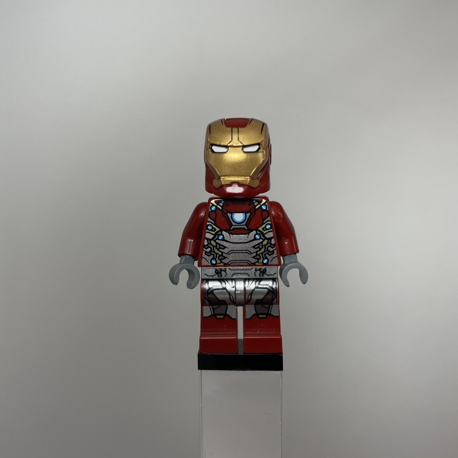 Genuine LEGO® Minifigure Iron Man Mark 47 Armor sh405 from set 76083