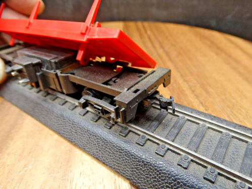Tyco HO Scale 35' Side Dump Log / Timber Car - Bild 7 von 8