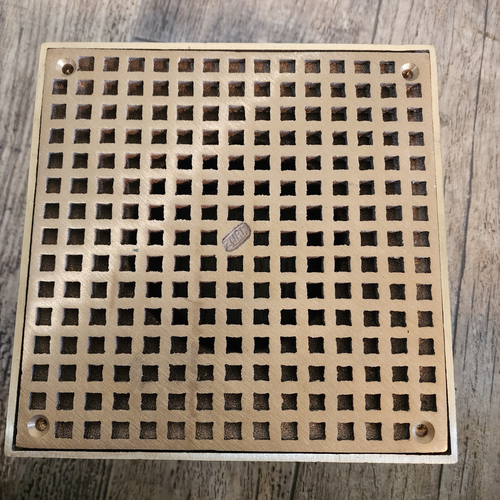 Zurn Bodenablauf 7" eckig Messing poliert mit Sieb - Bild 2 von 9