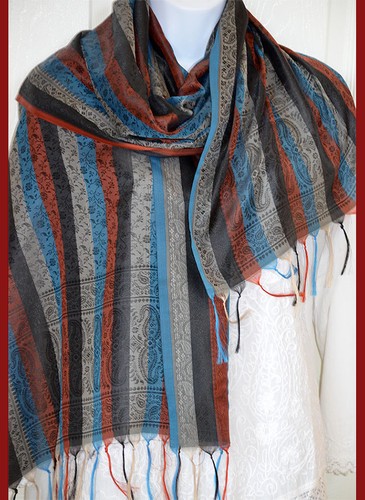 Banaras Silk Multi Color Woven Floral Paisley Stripe Shawl, Wrap from India - Imagen 2 de 7