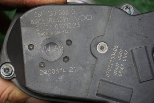 2007 VOLKSWAGEN GOLF 2.0 THROTTLE BODY OEM A2C53044094 - Picture 4 of 4