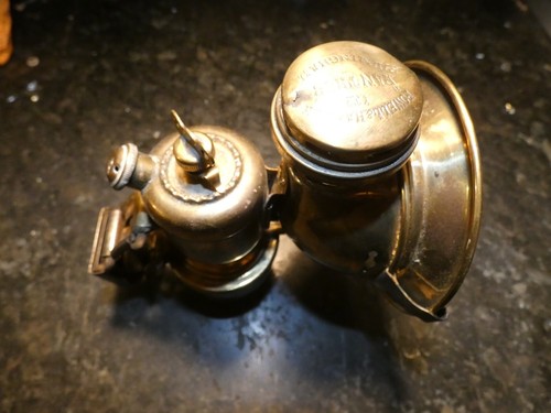 VINTAGE POWELL & HANMER CARBIDE BRASS BICYCLE BIKE LAMP LIGHT PANTHER - Foto 2 di 11