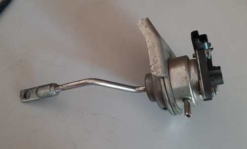 Ford Focus 1.6 TDCi Stellmotor Turbinenventil Turbolader 373-18100 122887 - Bild 2 von 7