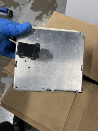 98-05 Lexus GS300 ABS Module (OEM:89540-30392) - Picture 3 of 3