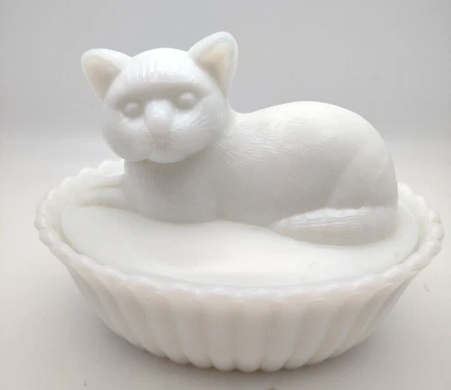 Vintage Westmoreland White Milk Glass Cat on Basket Covered Dish