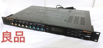 Roland DEP-5 Digital Effects Processor live performance