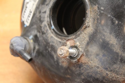 08-10 Dodge Grand Caravan Power Brake Booster Reservoir P04721802AB - Picture 10 of 14