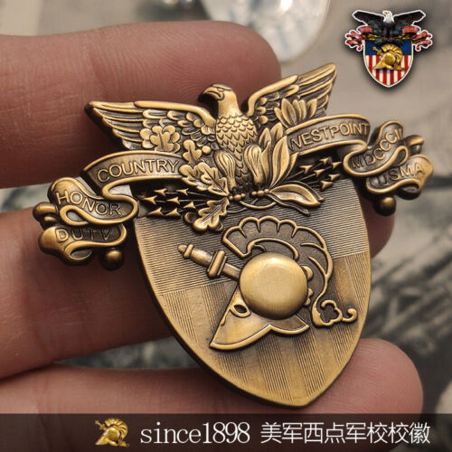 copy the emblem of the United States Military Academy at West Point brooch badge - Picture 1 of 3