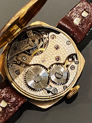 Art-Deco 1924 Rolex ref 2363 9K Rose Gold 25mm Hinged Cushion Case Ladies' Watch - Picture 7 of 7