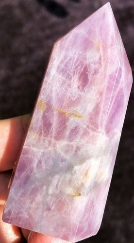 114.9g TOP! Natural Rough Purple Gemstone Rose Quartz Point Healing ie1002 - Picture 4 of 12