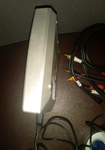 dreamGear Silver Blue Plug 'n Play Gamestation Console With 2 Controllers. - Picture 8 of 12