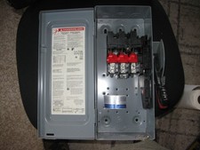 D-SQUARE MODEL# HU 361 Heavy Duty Safety Switch NO ORIGINAL BOX