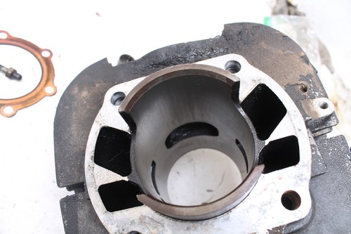 1977 Yamaha DT250 Cylinder Head Jug Piston 77 DT250D 70mm - Foto 14 di 24