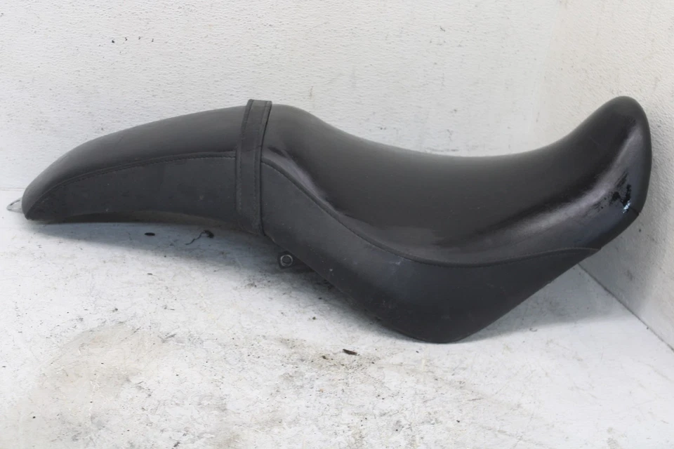 01-09 HONDA SHADOW SPIRIT 750 VT750DC  VT750 OEM SEAT D5 - Image 3 of 4