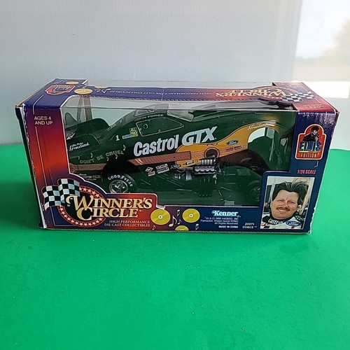 John Force Castrol GTX - Elvis Presley - Winner's Circle 1:24 Scale Funny Car - Picture 3 of 7