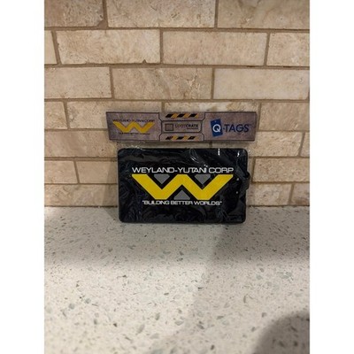 SDCC 2015 Loot Crate Exclusive Weyland-Yutani Corp Alien vs Predator Luggage Tag