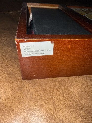 RISK - 2009 Wooden Book Shelf Edition - Parker Brothers Vintage Game Collection - Picture 4 of 5