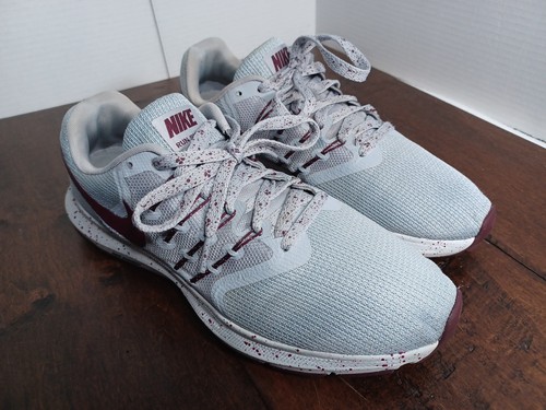 Scarpe da allenamento Nike Run Swift nere grigie bordeaux da donna taglia 9 corsa atletica - Foto 5 di 24