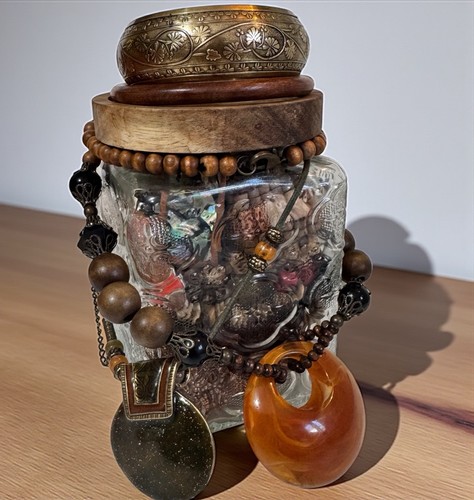 Boho Style Curated Mystery Schmuckdose Vintage-Modern tragbar 20 Teile