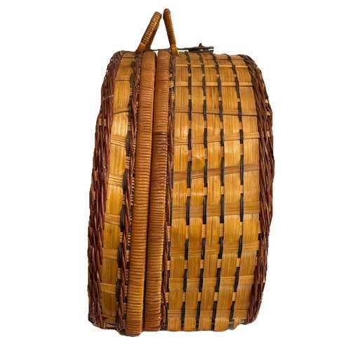 Vintage Wicker U Shaped Picnic Basket with Plates Cups Utensils Lined 4 Person - Picture 4 of 12