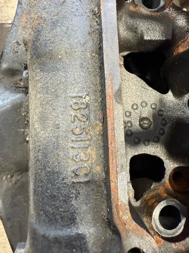 Ford F250 F350 1999 culatas de motor 7,3 L diésel 1825113C1 fabricante de equipos originales Ford Foto 2 de 4