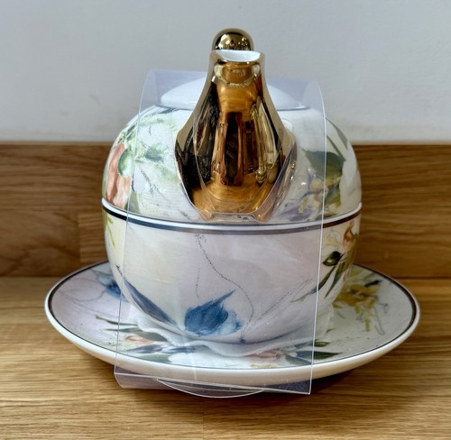 Stoneware Tea For One Nesting Set Teapot Cup Saucer Pink White Floral Gold Gilt - Picture 4 of 5