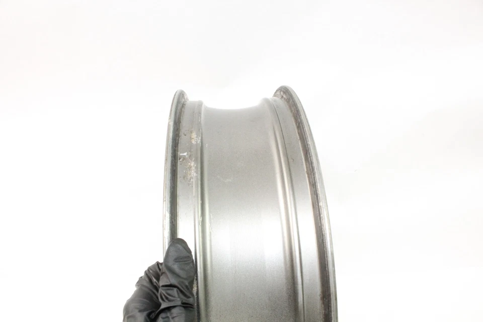 Llanta trasera Kawasaki Ninja 650R EX650 06-08 Foto 3 de 4