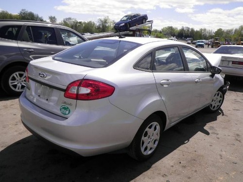 Pantalla sin opción de sincronización para Ford Fiesta 2011 - Imagen 7 de 11