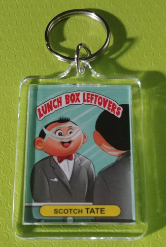 SSFC LUNCH BOX LEFTOVERS SERIES 3 PUMPING I RON and SCOTCH TATE KEYCHAIN - Picture 2 of 7