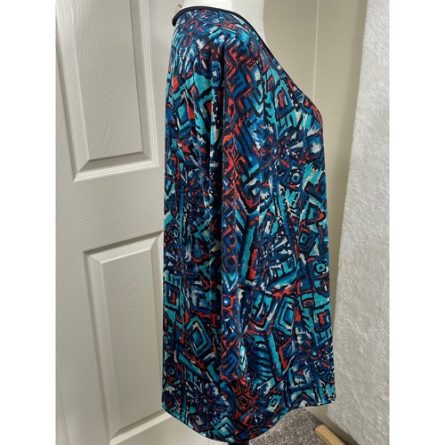 Lavish Plus Tunic Top Abstract Print Button Detail 3/4 Sleeve 3X - Picture 2 of 6