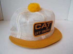 short bill trucker cap