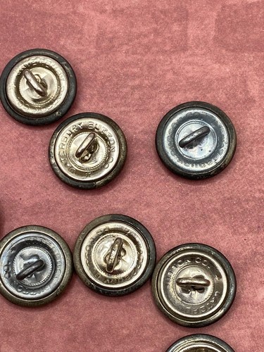 Lot of 30 Vintage Waterbury U.S. Air Force 5/8" Buttons - Picture 14 of 14
