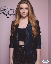 Eleanor Worthington Cox Gwen Autographed Signed 8x10 Photo ACOA