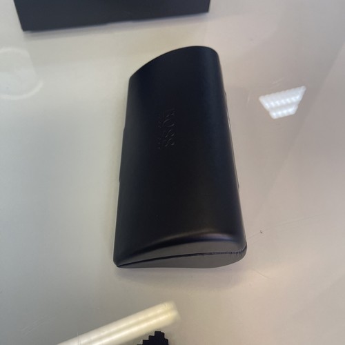 Funda rígida Hugo Boss negra - Imagen 8 de 15