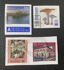 Lot de 4 timbres de Suisse années diverses - Sur Fragment - Briefmarken N87