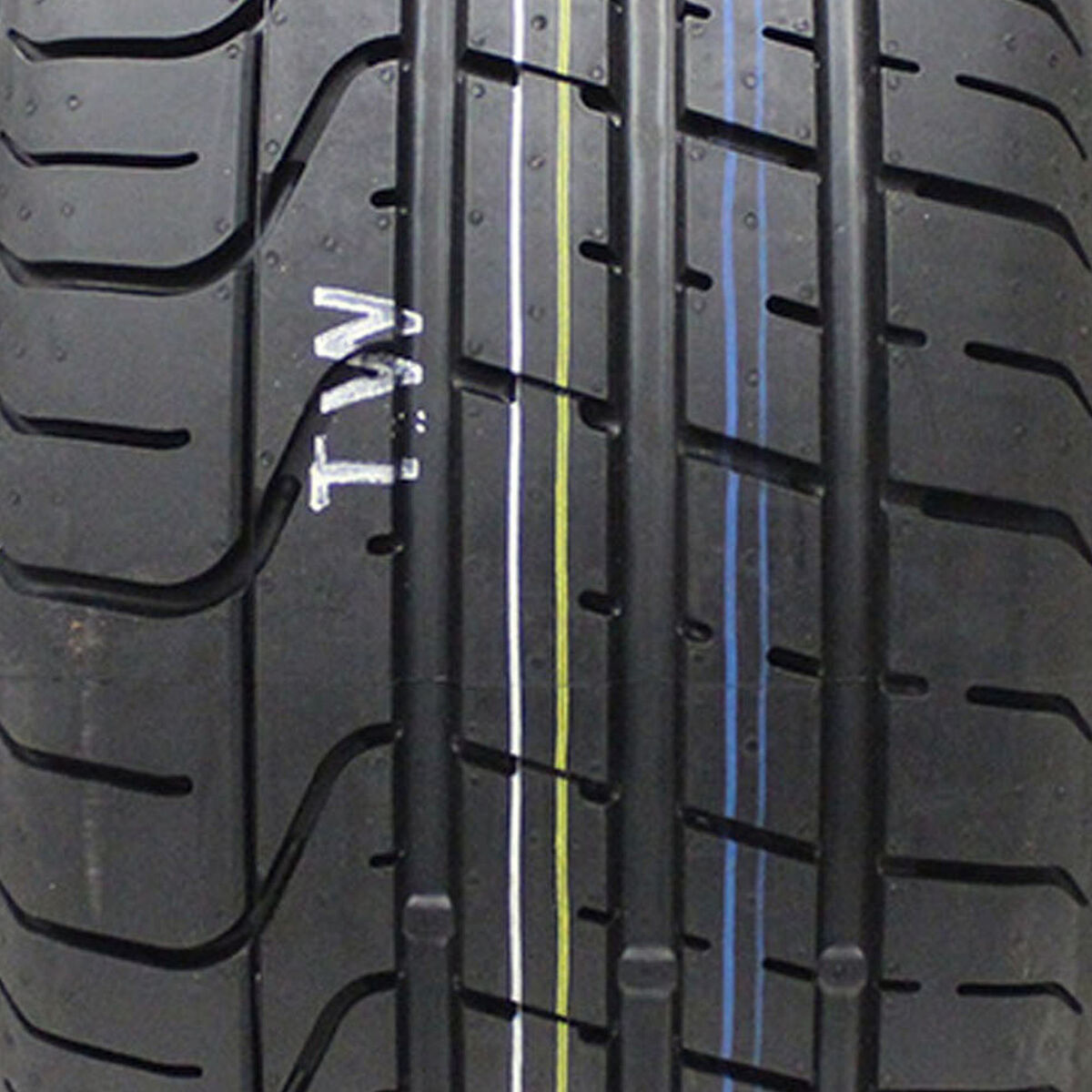 2 New Pirelli P Zero - 285/40r20 Tires 2854020 285 40 20 | eBay
