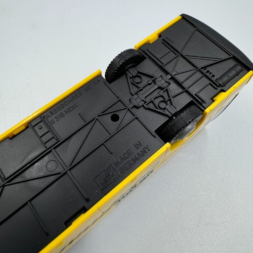 SETRA S315 Sputnik (amarillo), UkrAuto Kassbohrer escala 1/87 (HO) - Imagen 6 de 7