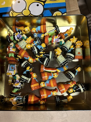 Simpsons Chess Set Complete Vintage Cardinal Games In Collector Tin EUC RETIRED - Picture 3 of 4