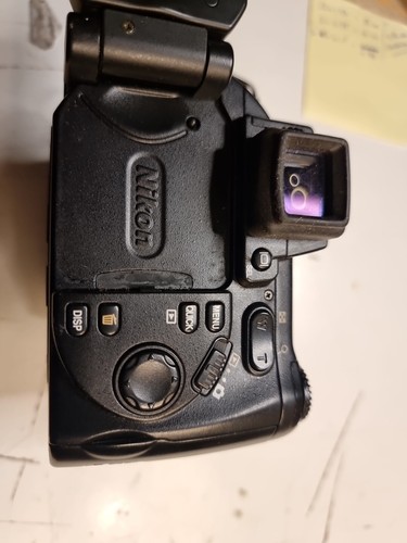 Nikon Coolpix 5700. Untested. No battery present Unable To Test   - Picture 5 of 9