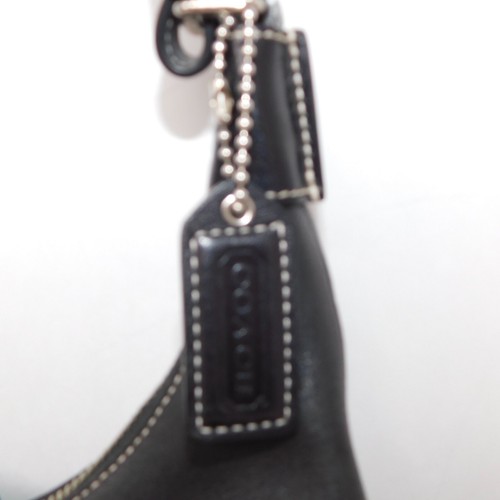 Coach Hampton borsa a tracolla in pelle nera con fibbia 7462 - Foto 3 di 8