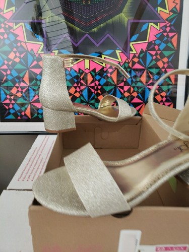 Zapatos Sugar para mujer talla 8,5 Noelle CHAMP GLIT tacón dorado punta abierta correa al tobillo #1L - Imagen 9 de 22